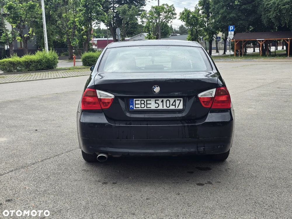 BMW Seria 3 318i - 6