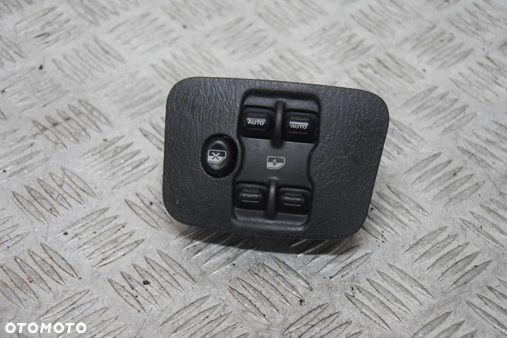 JEEP CHEROKEE KJ PRZEŁĄCZNIKI SZYB PANEL - 1