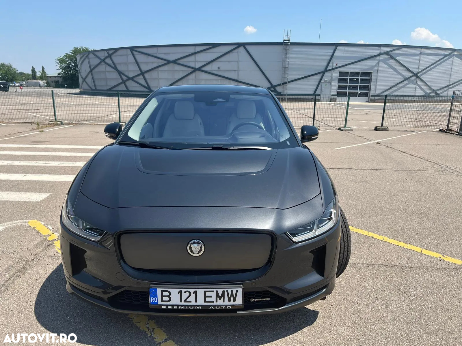 Jaguar I-Pace - 8