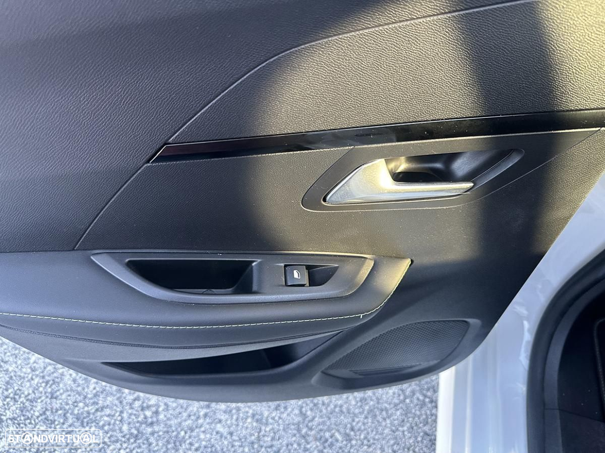 Peugeot e-208 50 kWh GT Line - 37