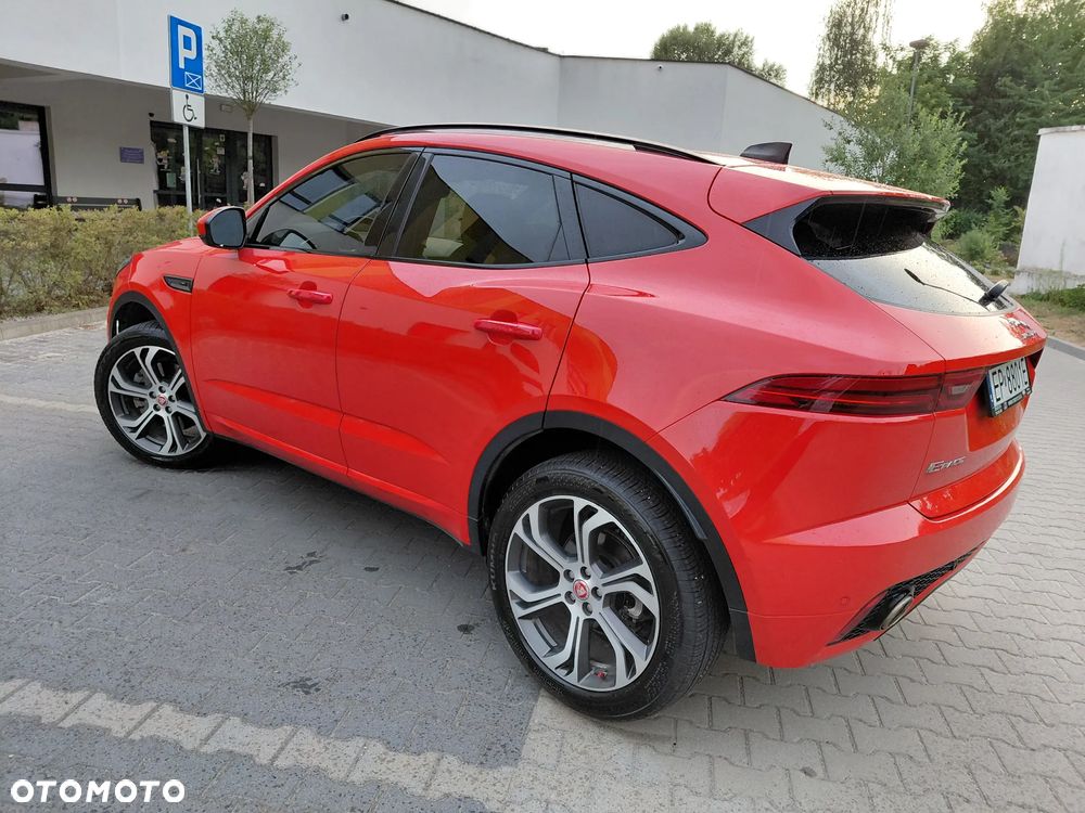 Jaguar E-Pace 2.0 i4P AWD R-Dynamic Chequered Flag - 13