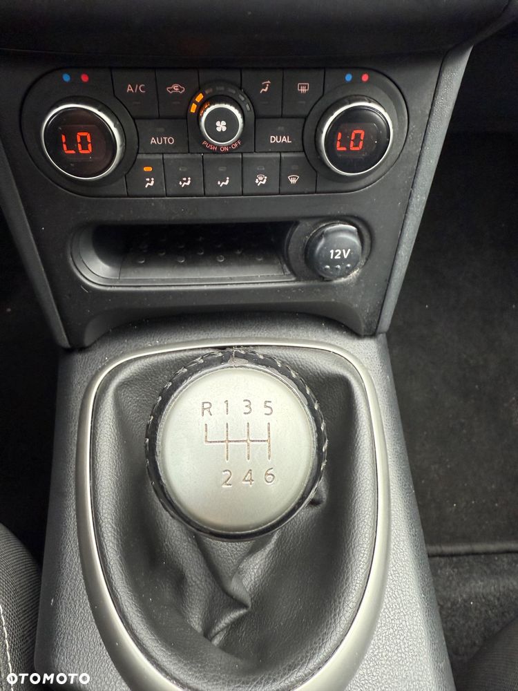 Nissan Qashqai 1.6 dCi Tekna - 16