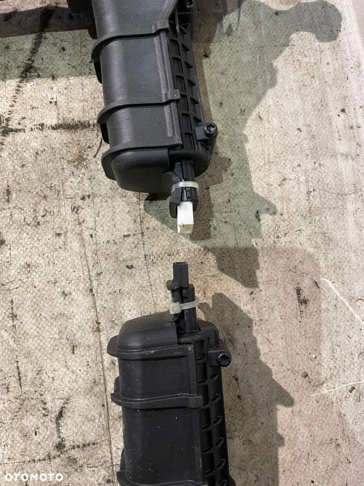 SIŁOWNIK TELESKOP TYLNEJ KLAPY BMW 4 G26 i4 G26 7487575 7487576 - 3
