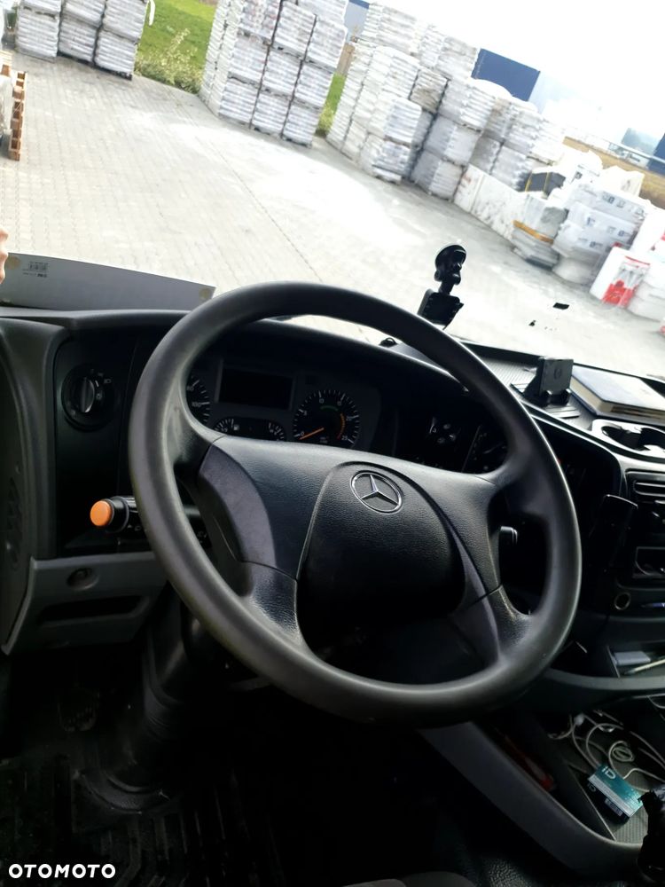 Mercedes-Benz AXOR - 10