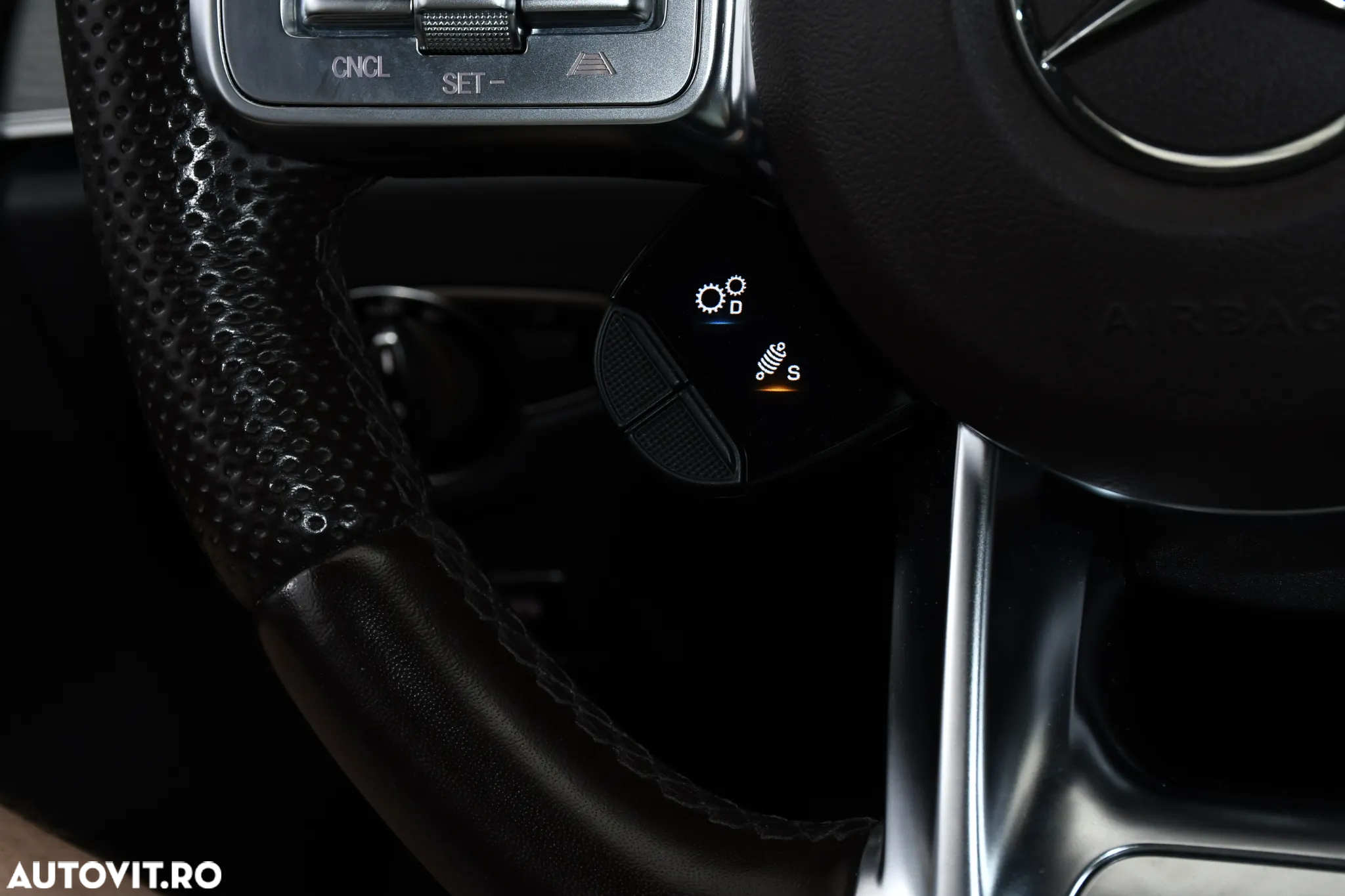 Mercedes-Benz CLS AMG 53 4MATIC Aut - 31