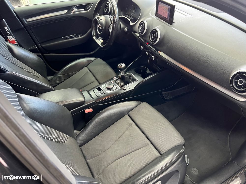 Audi A3 Limousine 1.6 TDI S-line - 11