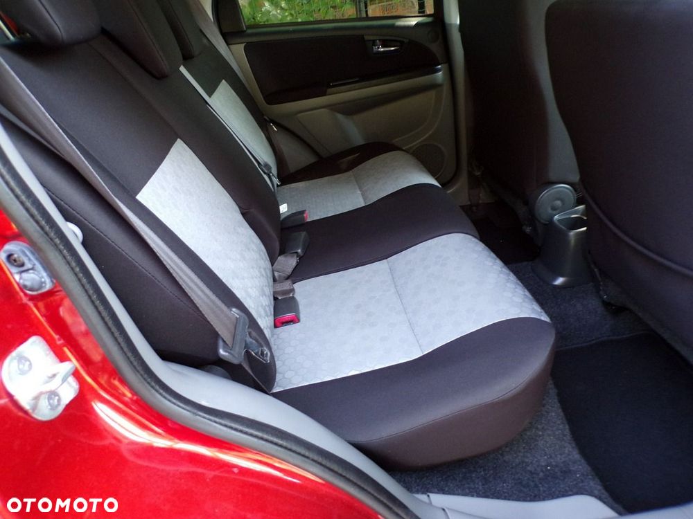 Suzuki SX4 - 22