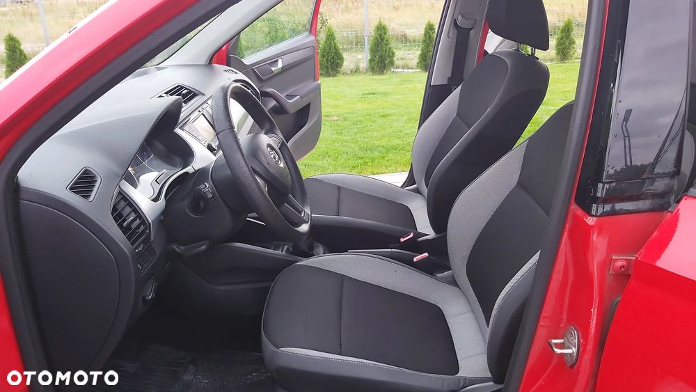 Skoda Fabia 1.2 TSI Active - 8