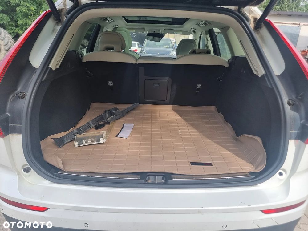 Volvo XC 60 T5 Geartronic Inscription - 17