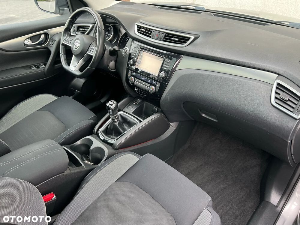 Nissan Qashqai - 22