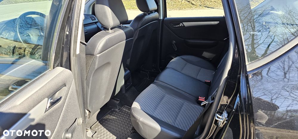 Mercedes-Benz Klasa A 150 Avantgarde Edition 10 - 22