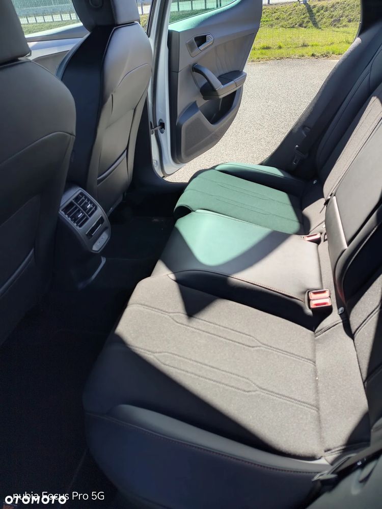 Cupra Leon 1.5 eTSI DSG - 11