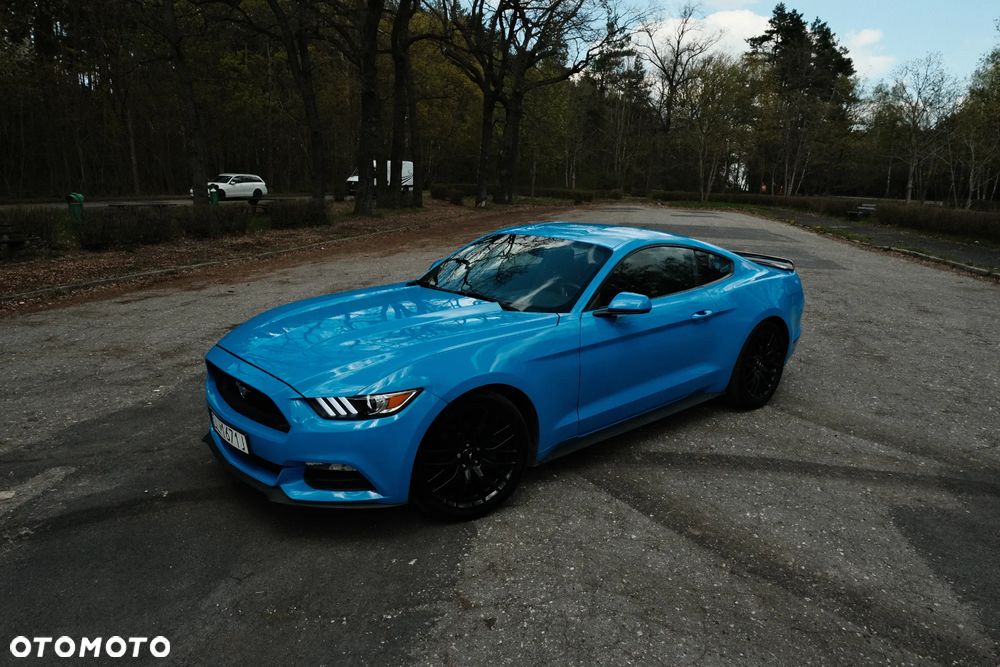 Ford Mustang 3.7 V6 - 1