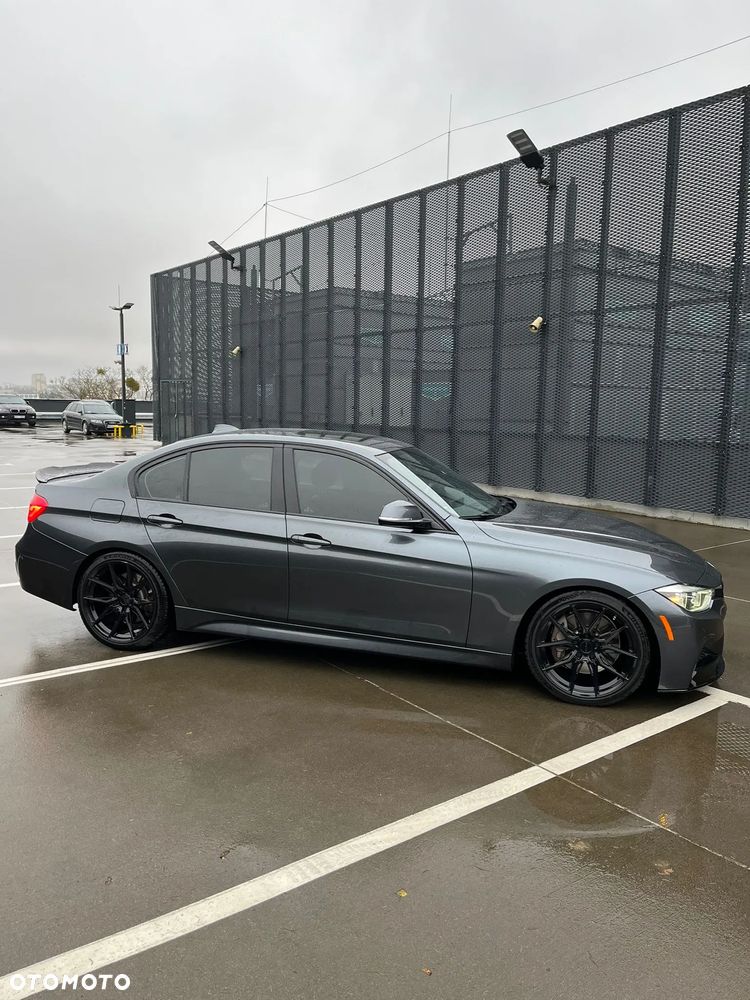 BMW Seria 3 340i xDrive M Sport - 25