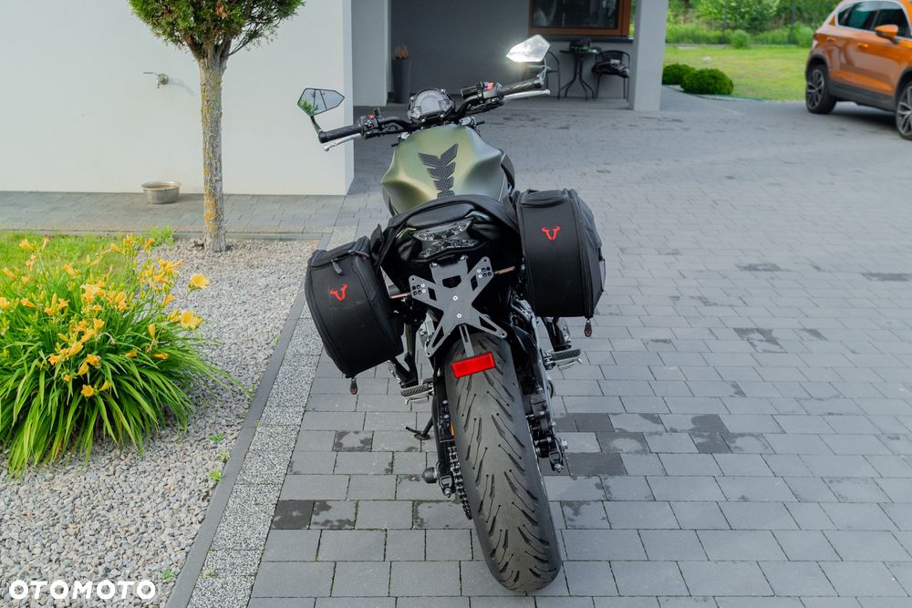 Kawasaki Z 650 - 5