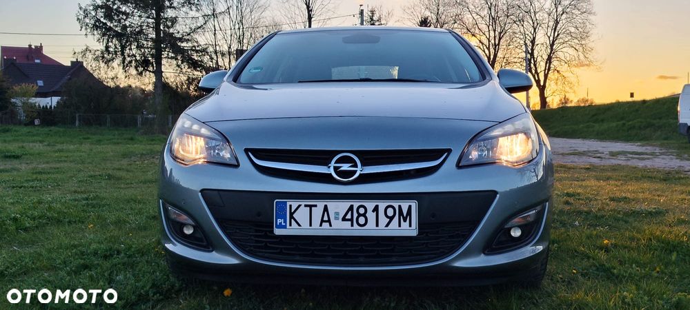 Opel Astra 1.4 Turbo ecoFLEX Start/Stop Innovation - 2