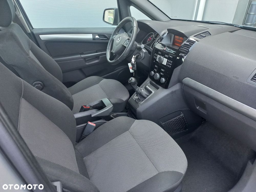 Opel Zafira 1.6 Active - 19