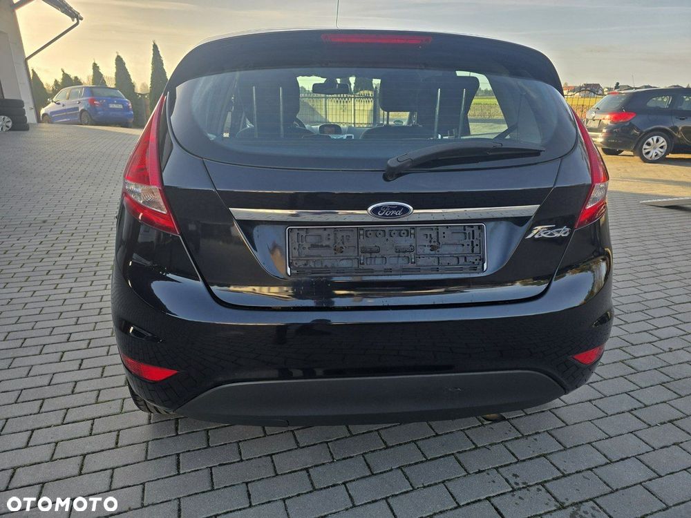 Ford Fiesta - 8