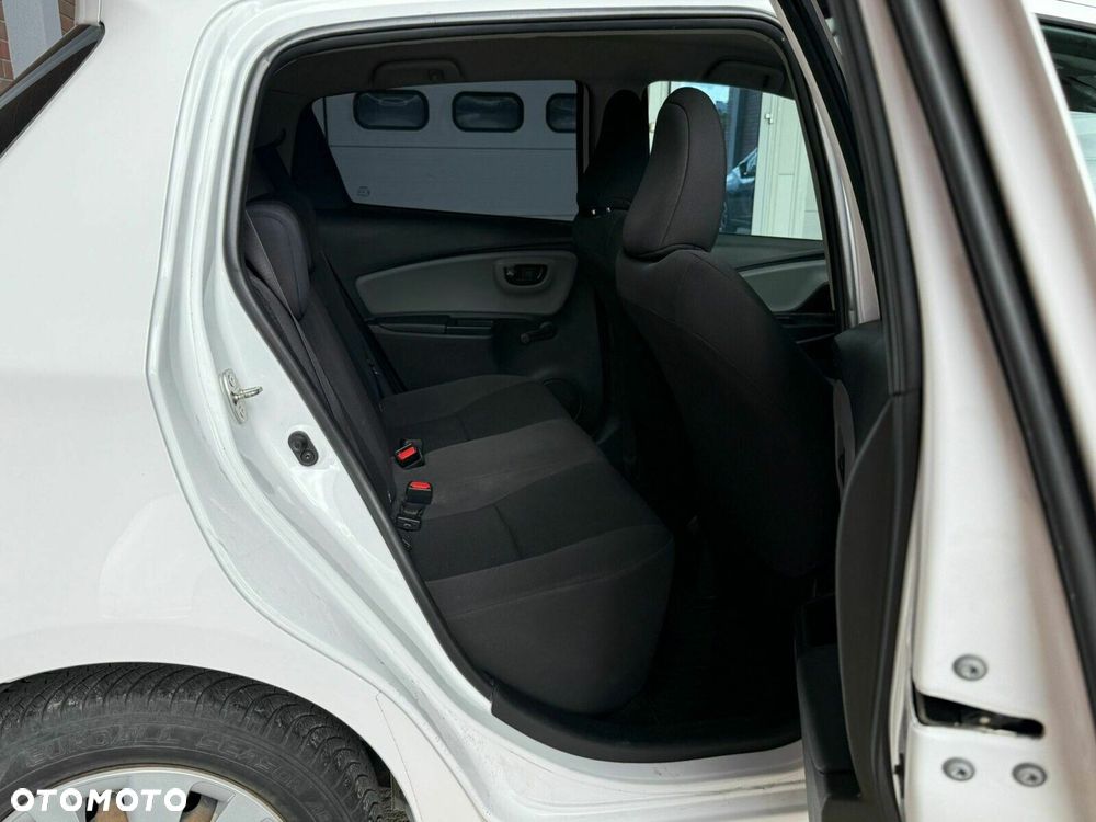 Toyota Yaris - 11