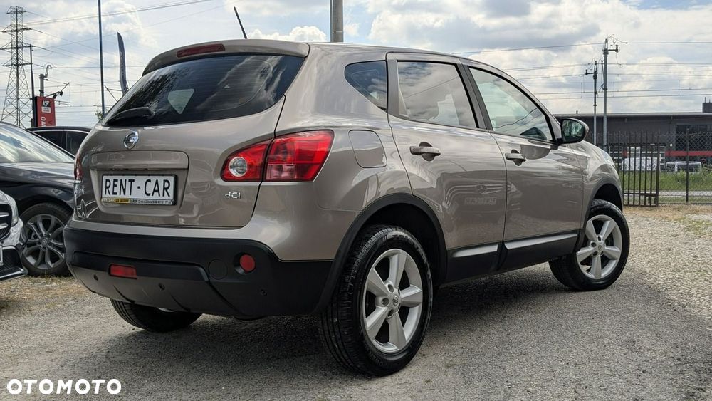 Nissan Qashqai - 11
