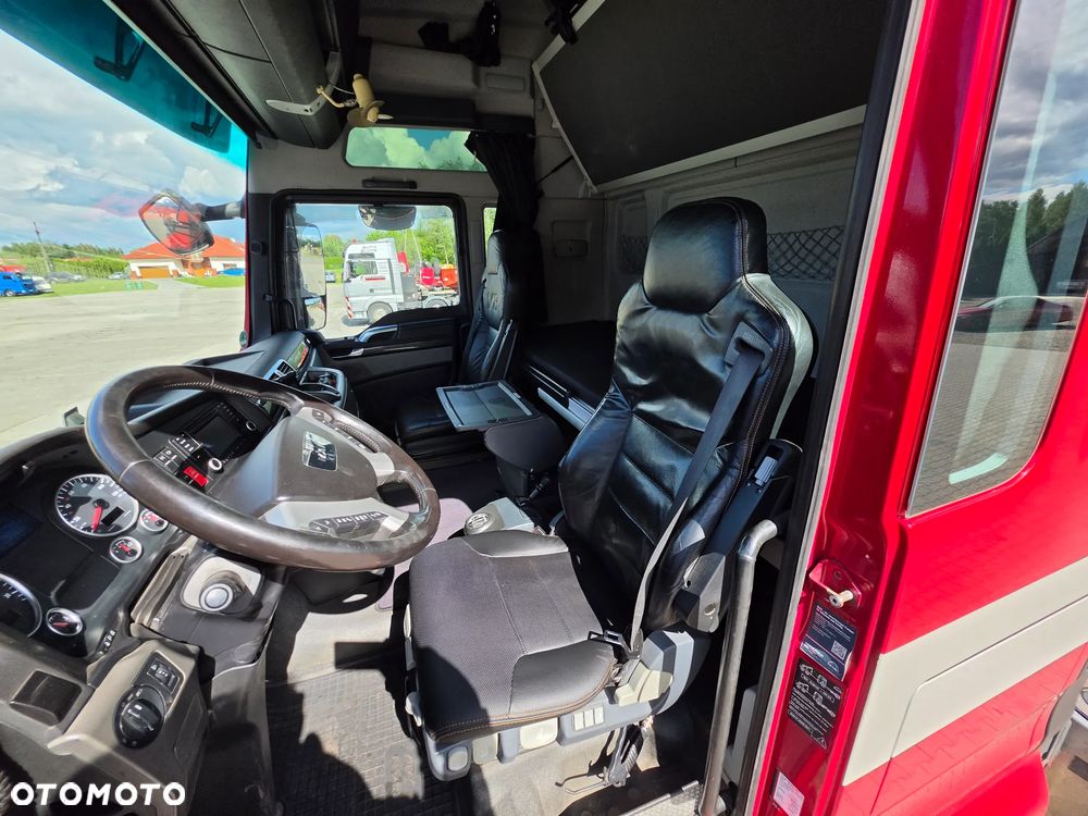 MAN TGX 41.680xxl v8 - 9