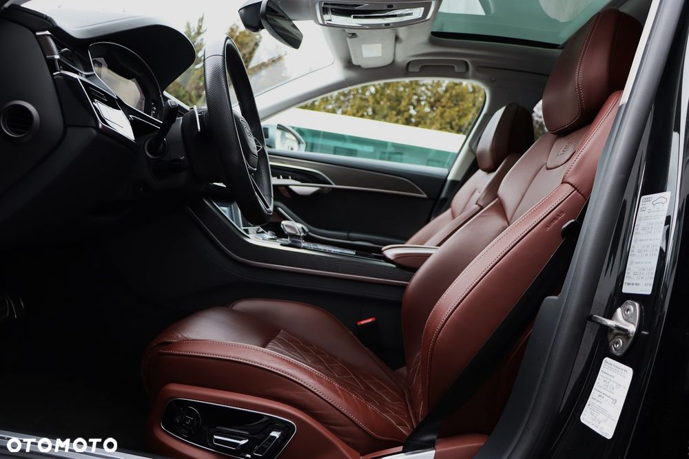 Audi S8 - 16