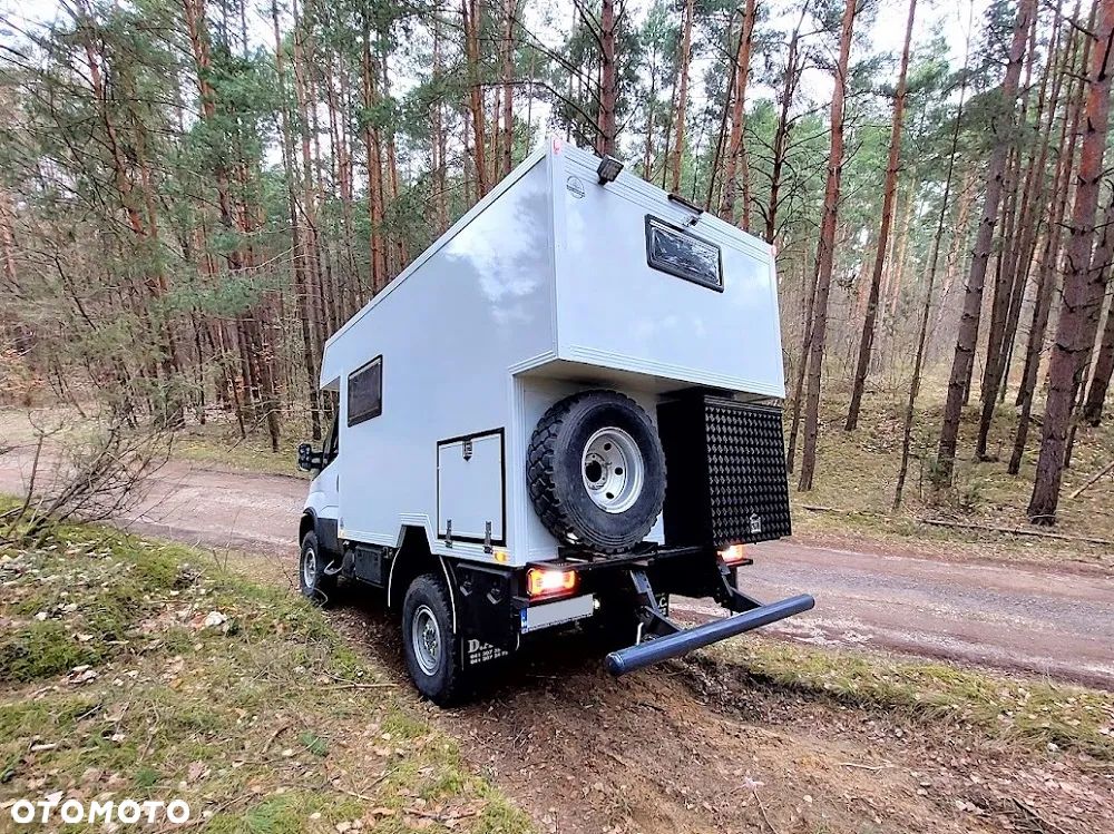 Camper do aut powyżej 3,5 T Iveco, Mercedes, Renault - 15