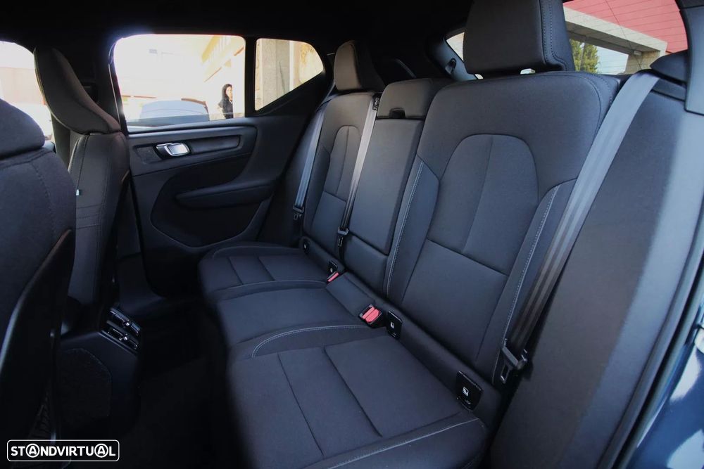 Volvo XC 40 Recharge Plus - 18