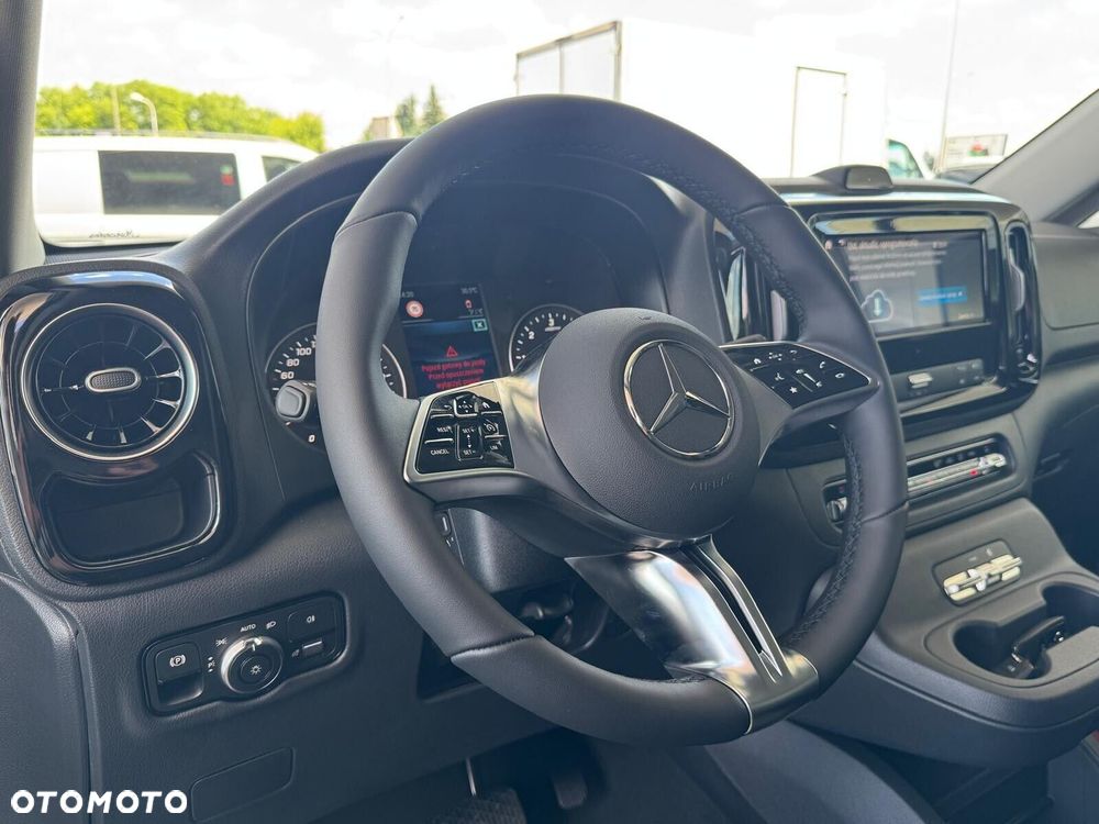 Mercedes-Benz Vito - 10