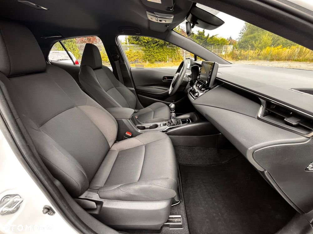 Toyota Corolla 1.2 T Active - 32