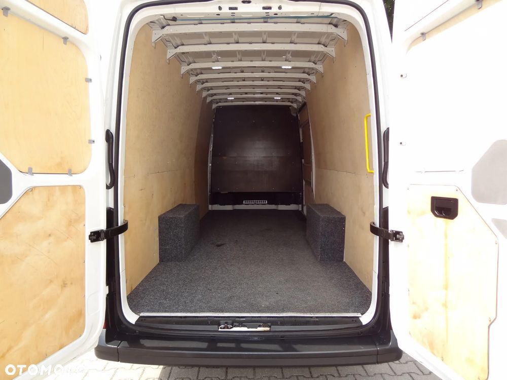 Volkswagen Crafter TGE L5H2 Furgon Największy MAXI - 11