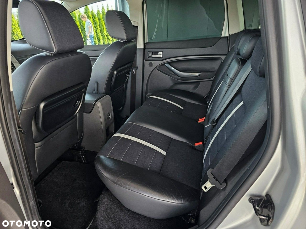Ford Kuga - 17