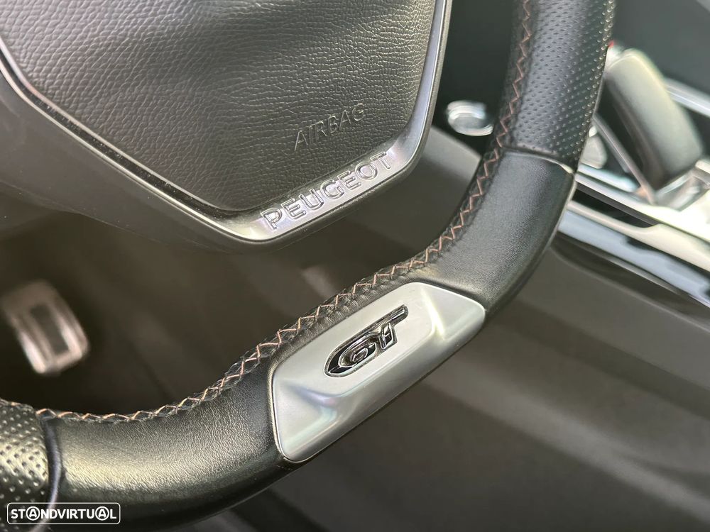 Peugeot 3008 1.6 Hybrid4 GT e-EAT8 - 26