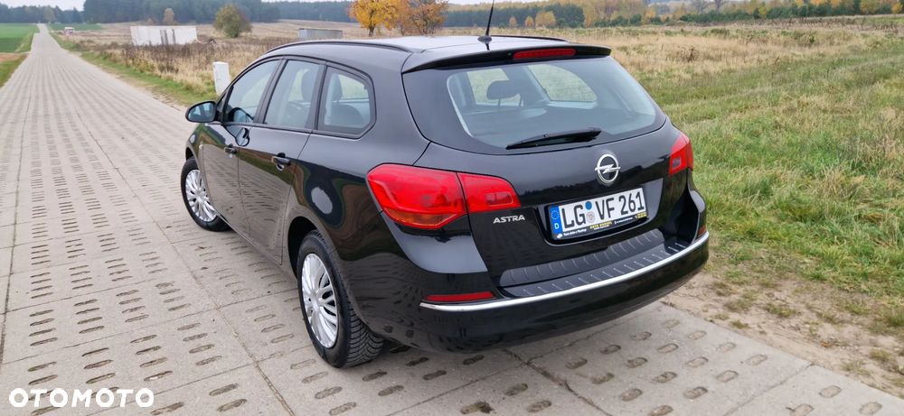 Opel Astra 1.6 Style - 19