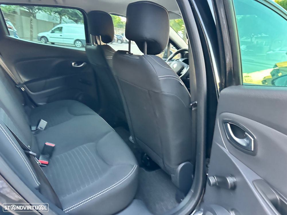 Renault Clio 0.9 TCe Limited - 42