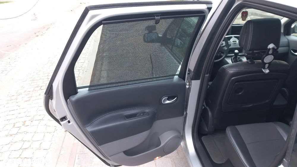 Renault Scenic 1.6 16V Authentique Euro5 - 14