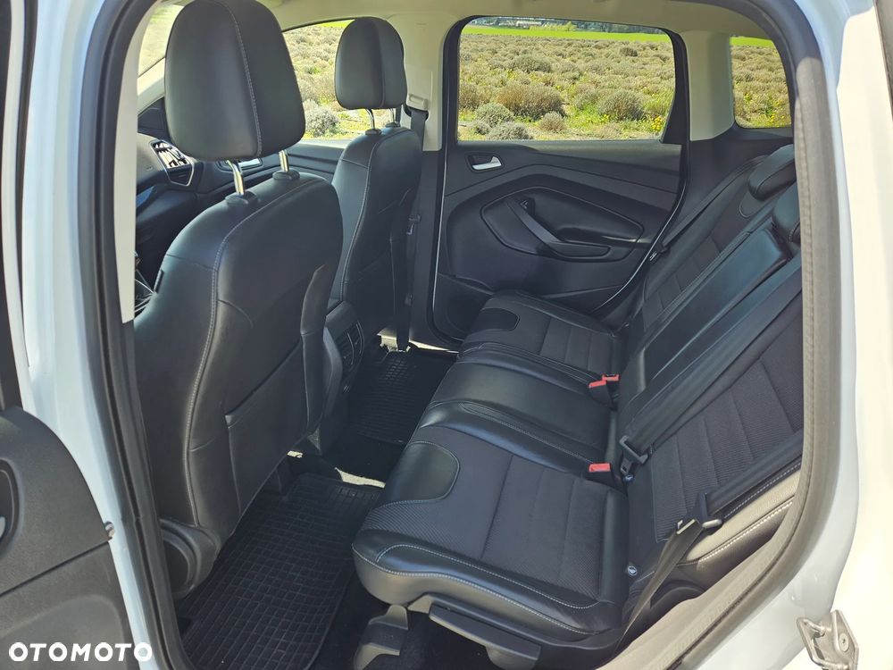 Ford Kuga 2.0 TDCi 4x2 Titanium - 8