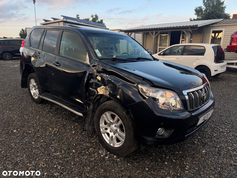 Toyota Land Cruiser 3.0 D-4D Automatik 60th Anniversary - 3