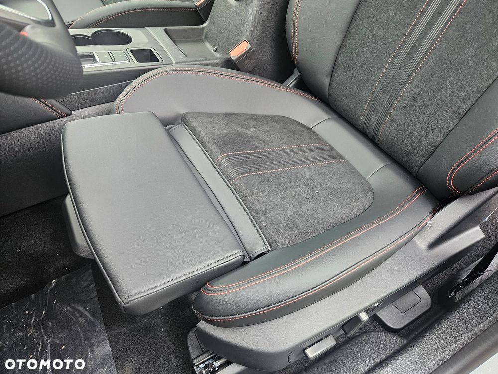 Ford Kuga - 16