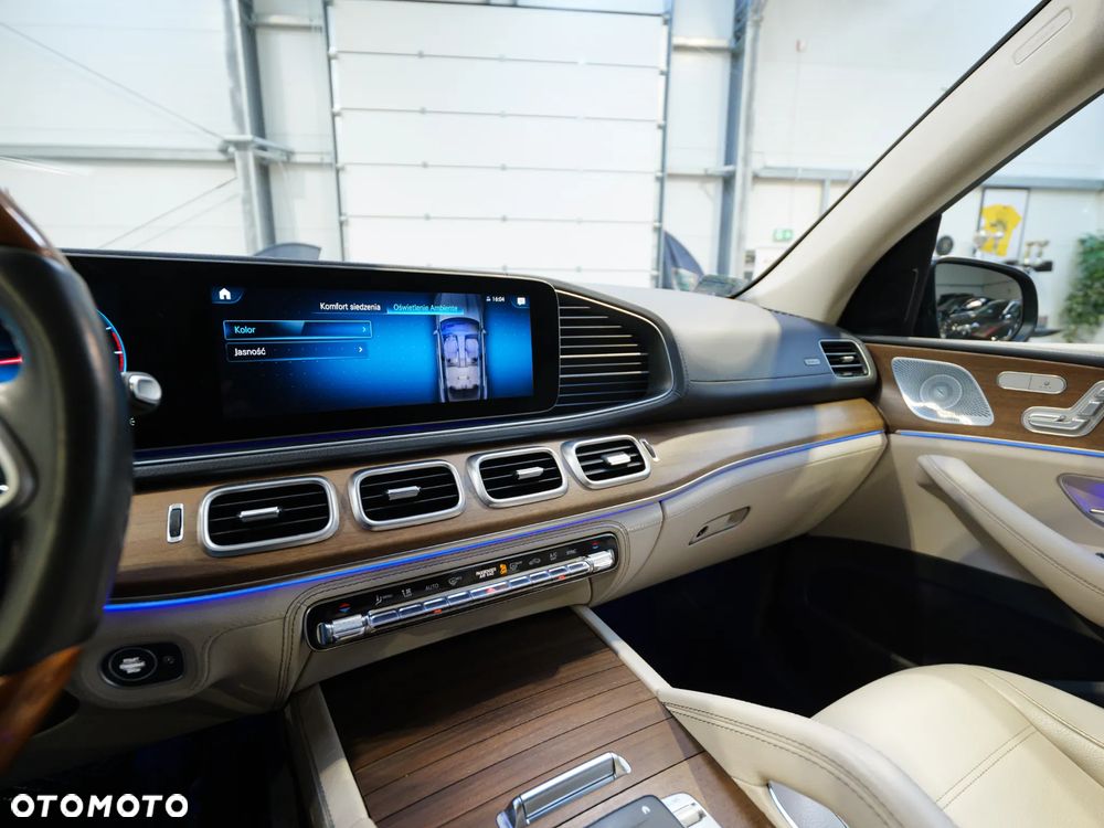 Mercedes-Benz GLE 300 d 4-Matic - 26