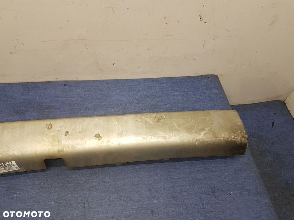 MERCEDES-BENZ VIANO W639 ZDERZAK TYŁ - 4