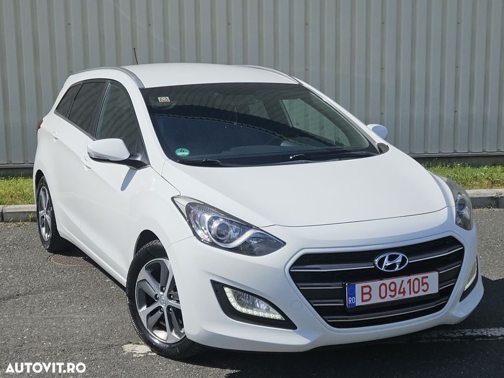 Hyundai i30 1.6 CRDI Premium - 1