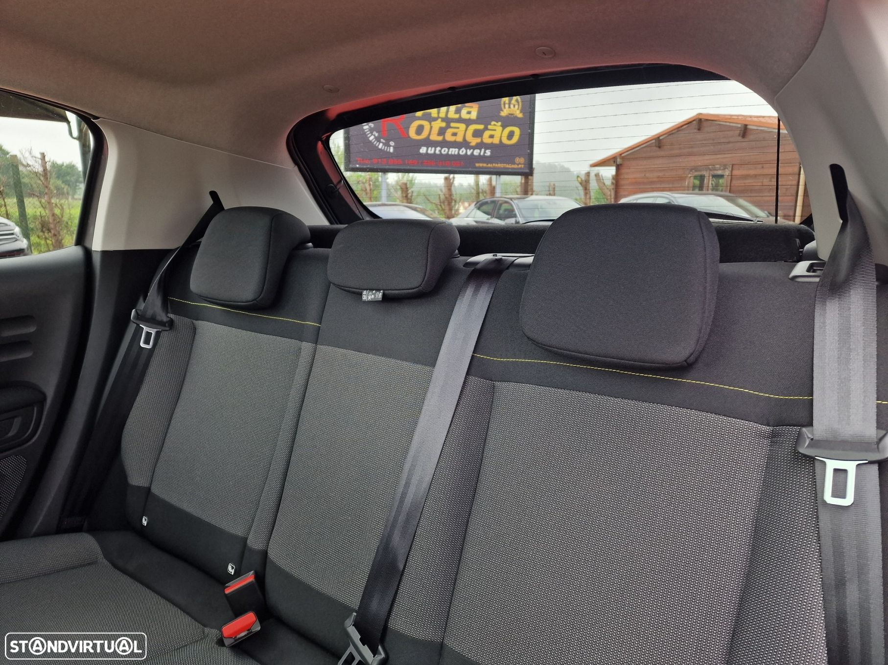 Citroën C3 1.2 PureTech Shine EAT6 - 12