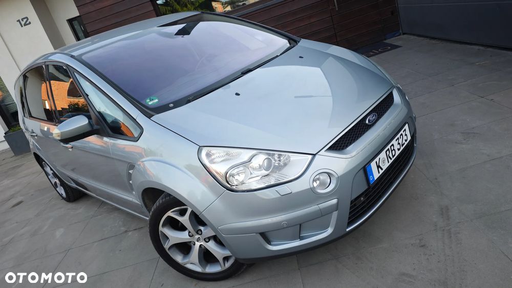Ford S-Max 2.2 TDCi Titanium - 25
