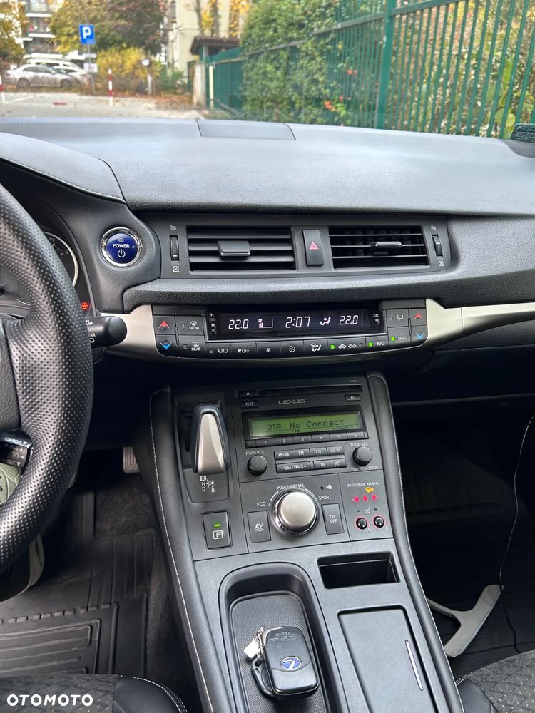 Lexus CT 200h Comfort EU6 - 9