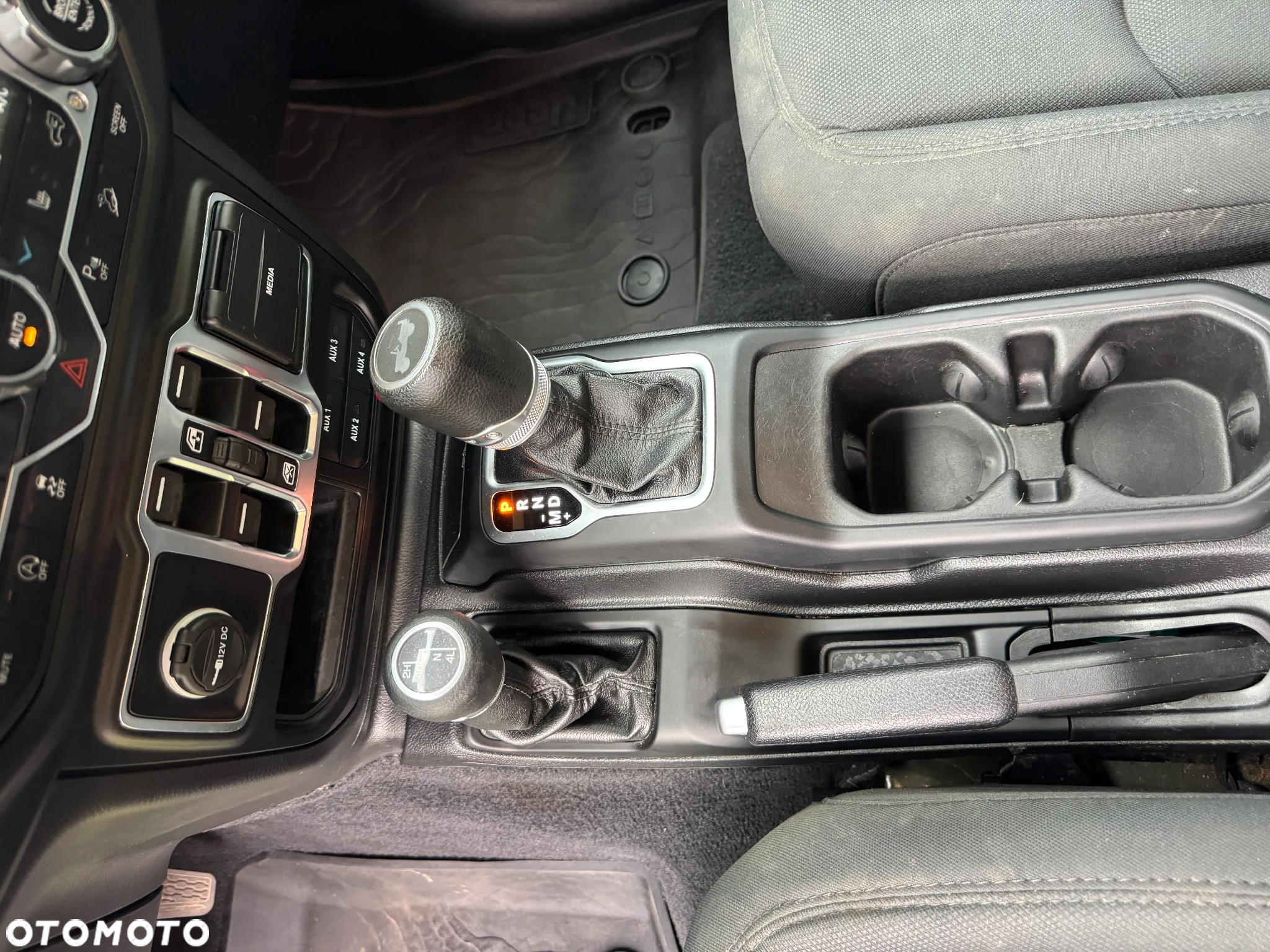 Jeep Wrangler - 20