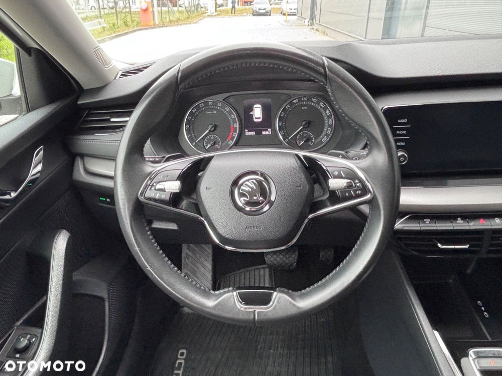 Skoda Octavia 2.0 TDI Ambition DSG - 15