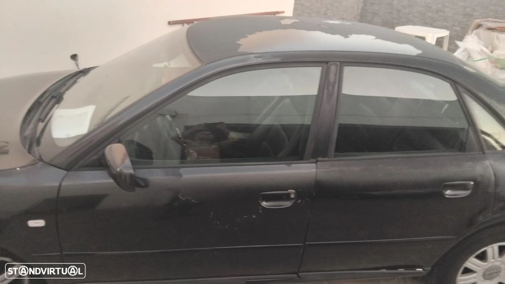 Audi A4 1.9 TDI Attraction - 2