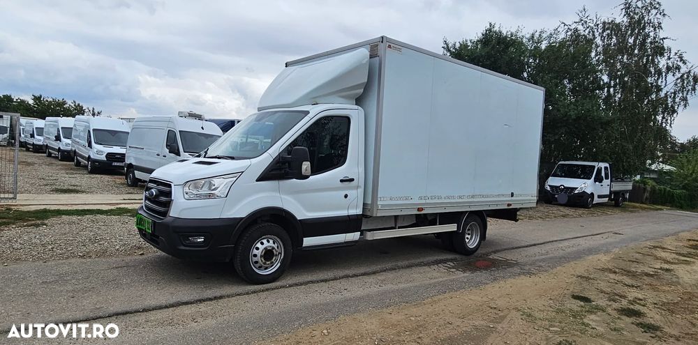 Ford Transit Box