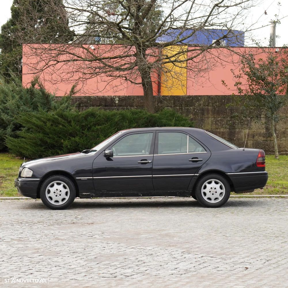 Mercedes-Benz C 200 D Elegance - 6